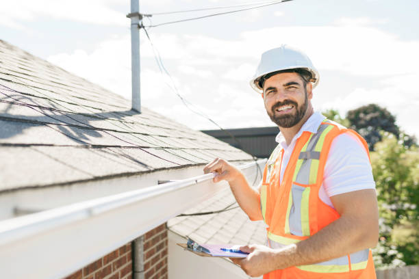 Best Roof Gutter Cleaning  in South Wenatchee, WA